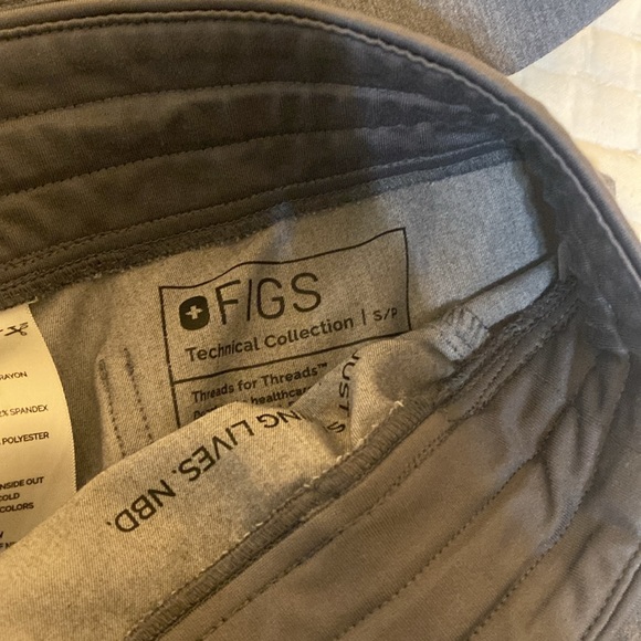 Figs charcoal gray set - Picture 3 of 3